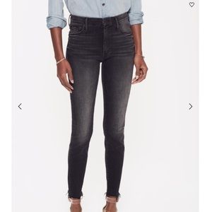 MOTHER Denim High Waist Looker w. Fray Hem NWOT
